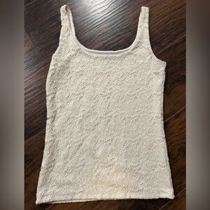 White House Black Market Cream Floral Ribbed Fitted Tank Top